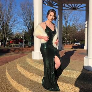 Meet your Posher, Amanda